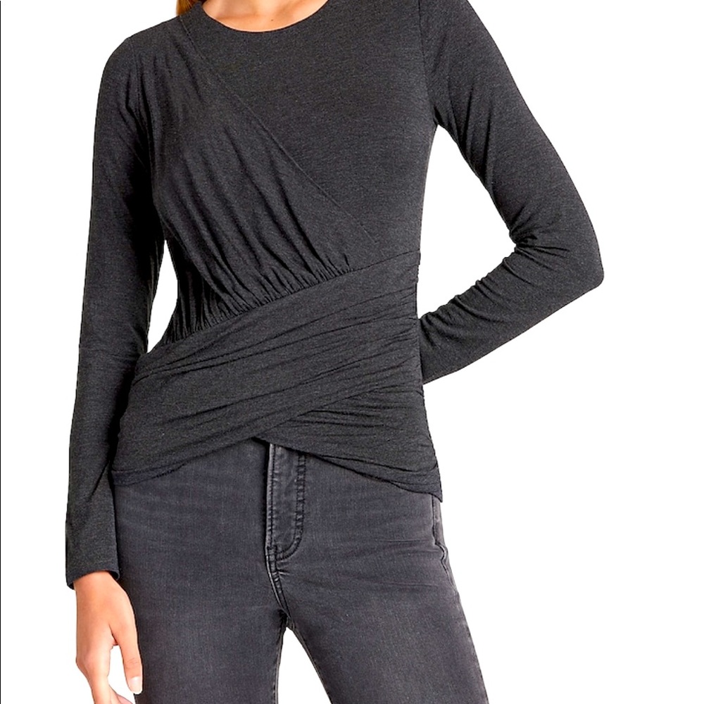Express Solid Ruched Twist Front Long Sleeve Tee